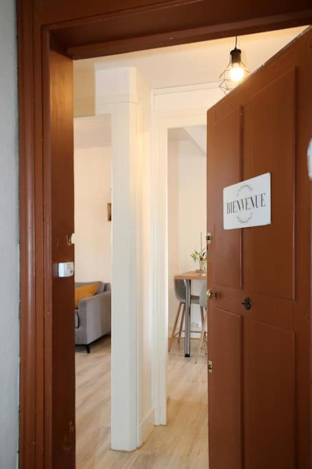 Appartement « Grand Verger » - Parking Gratuit à Chambéry Extérieur photo